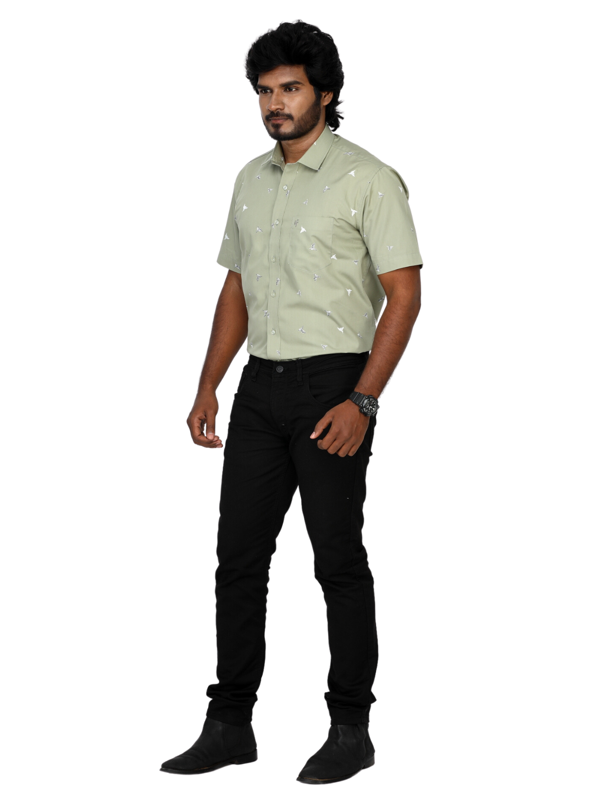 Semi spread collar shirt