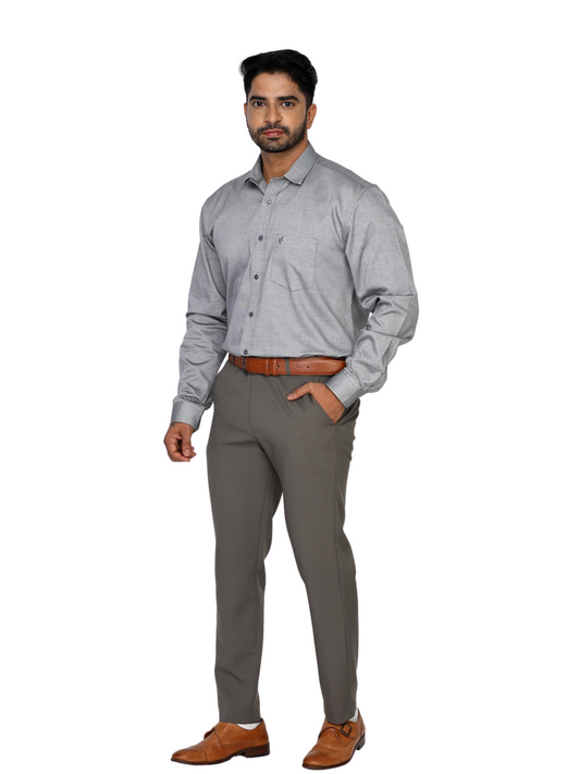 grey shirt